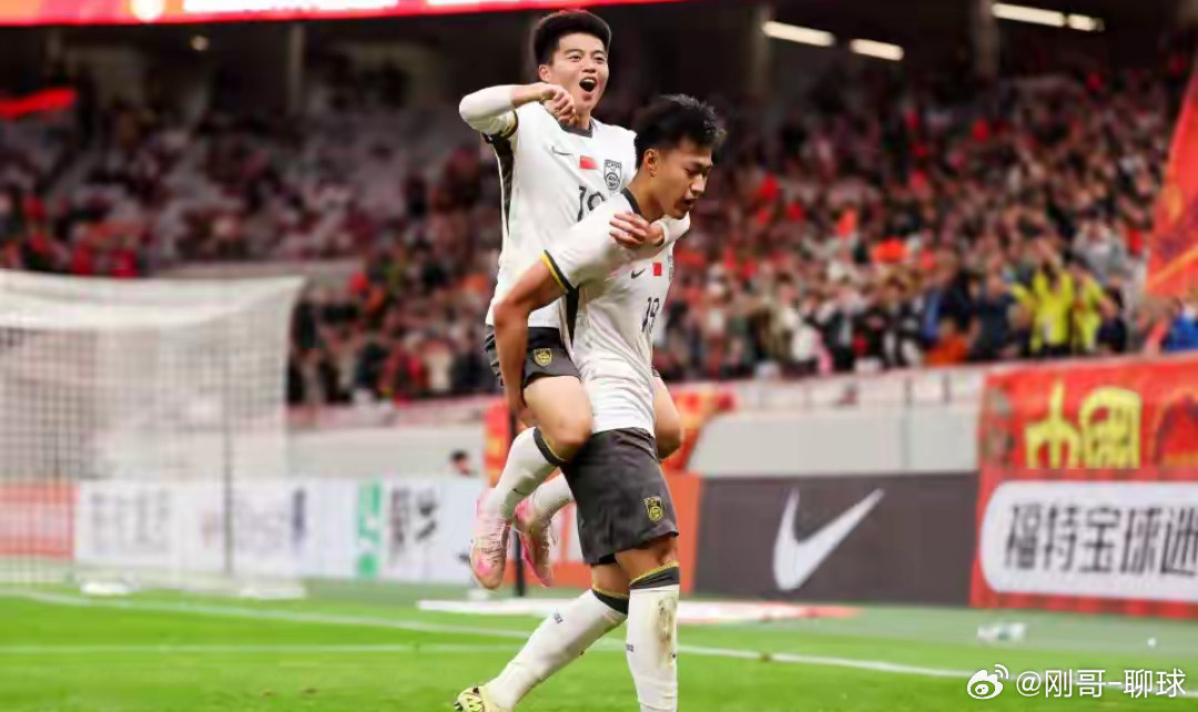 杜月徵不讲理世界波破门！U23国足1-0小胜越南获亚军u23国足1比0越南u23