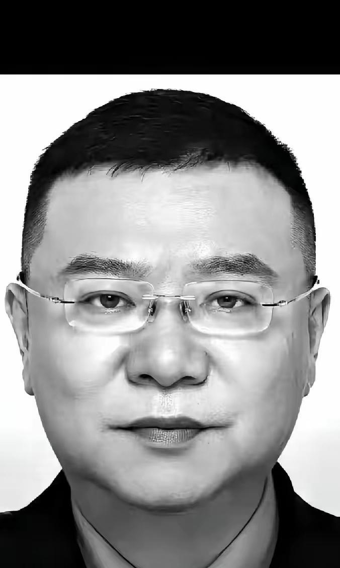 2月20日的海南深夜，街巷还浸在寂静里，50岁的陈淼却把生命永远留在了执勤路上。