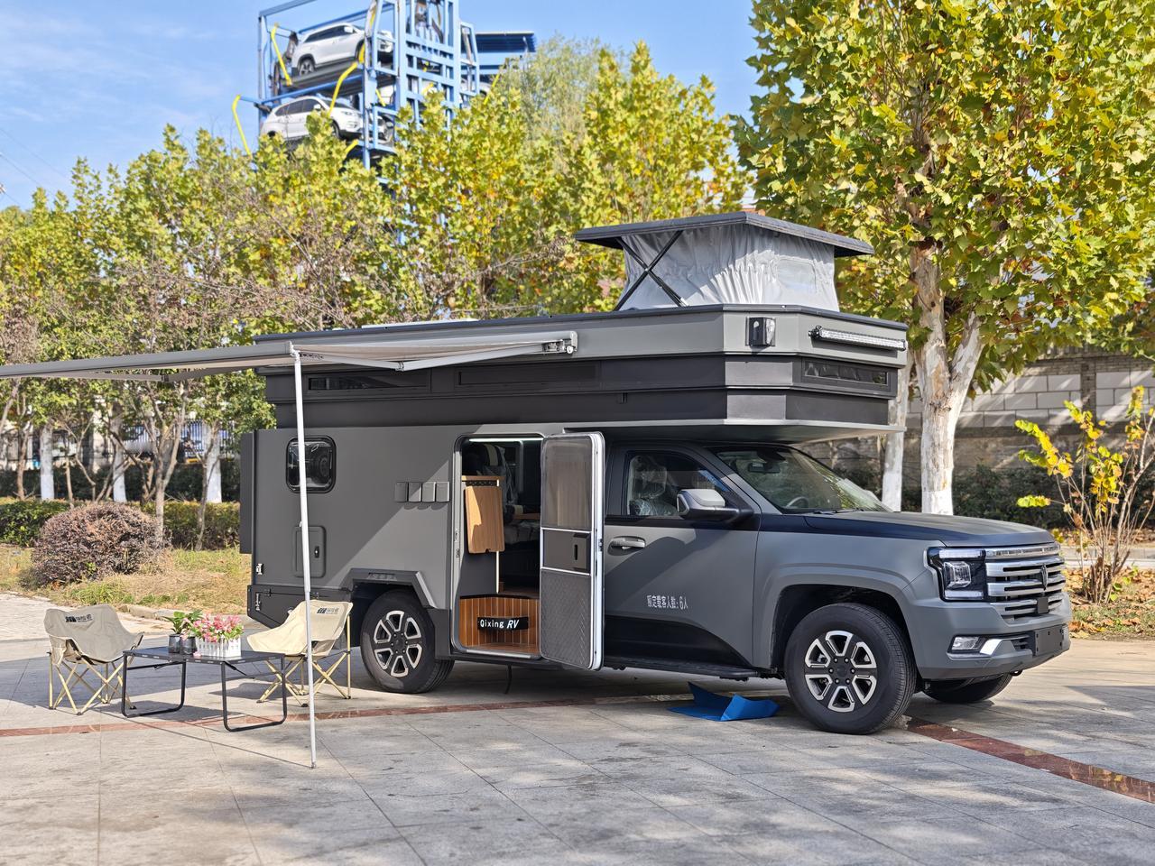 国产房车界的“清流”！这款余舟定制版的硬升顶房车火到订单排到明年，究竟有啥魔力？