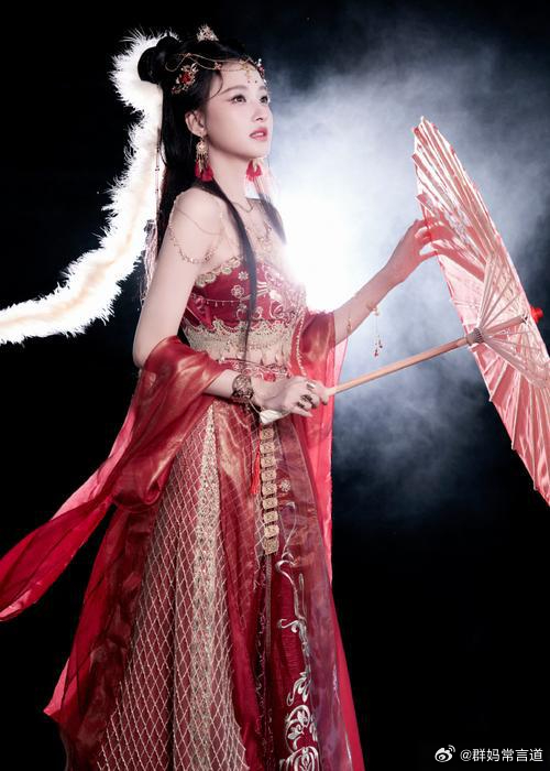 早早早，周二，有起床气，梦里说今天周五，哈哈，最近梦里没姑娘，郁闷。