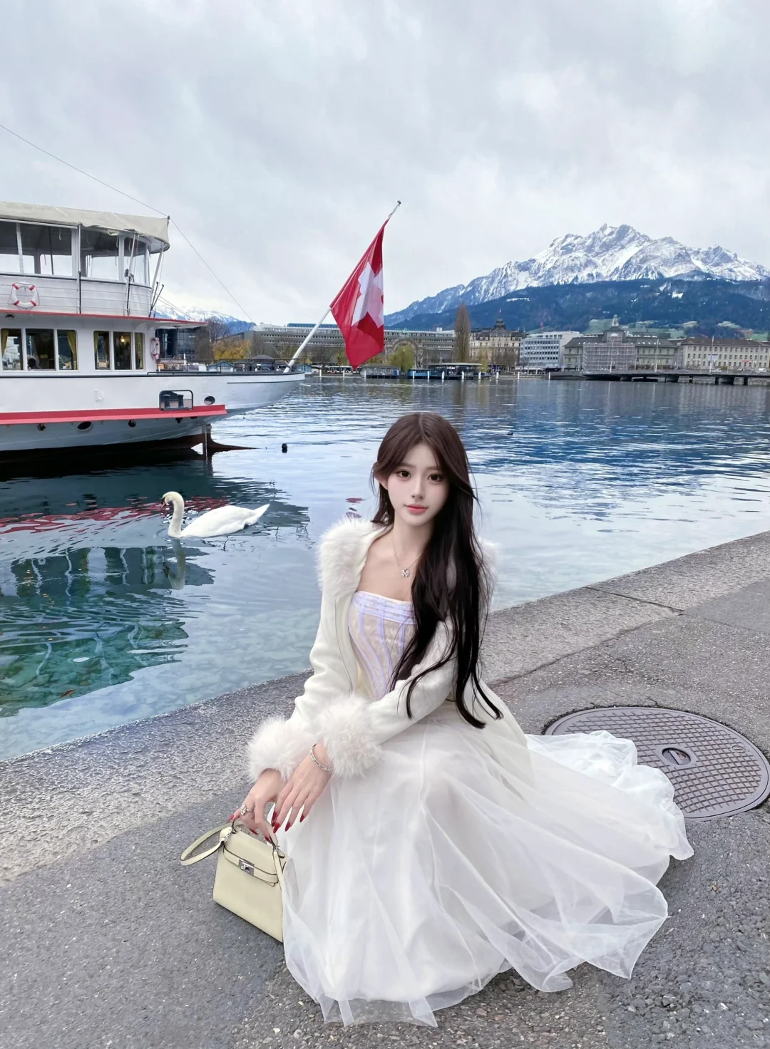 🇨🇭🦢