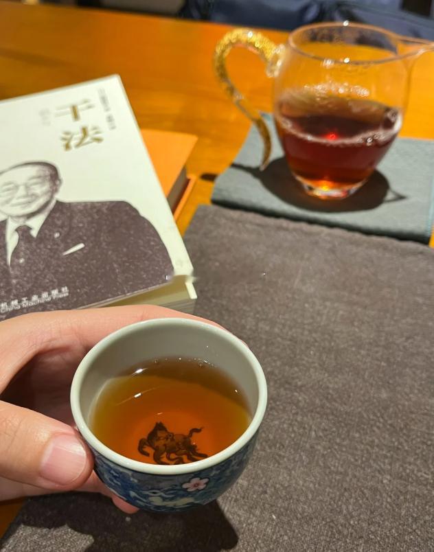 你是不是也常被外界的声音干扰，内心摇摆不定？💫 其实，最好的状态就是——心怎样