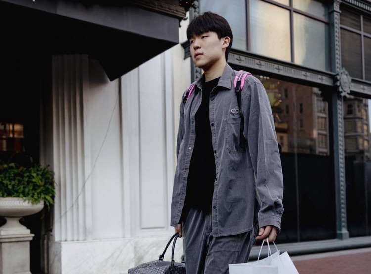 自从去发展联盟之后，再加上开拓者的伤病潮，杨瀚森获得了可观的上场时间。目前他看起