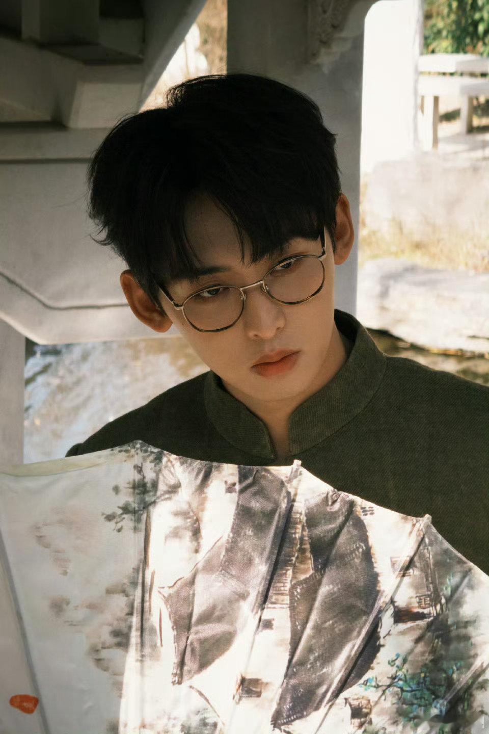 唐九洲说也是喝上了AI点的奶茶 跟着JoJo的脚步总是能发现惊喜！看他温柔分享，