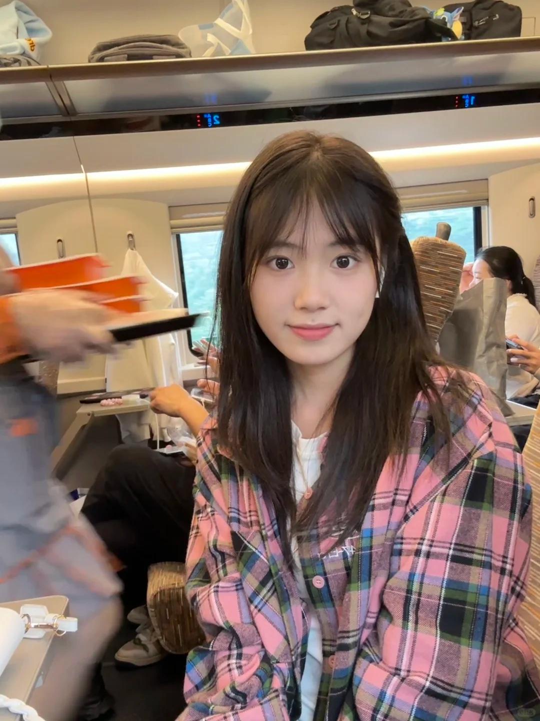 这应该是很多人梦中女朋友吧[思考]