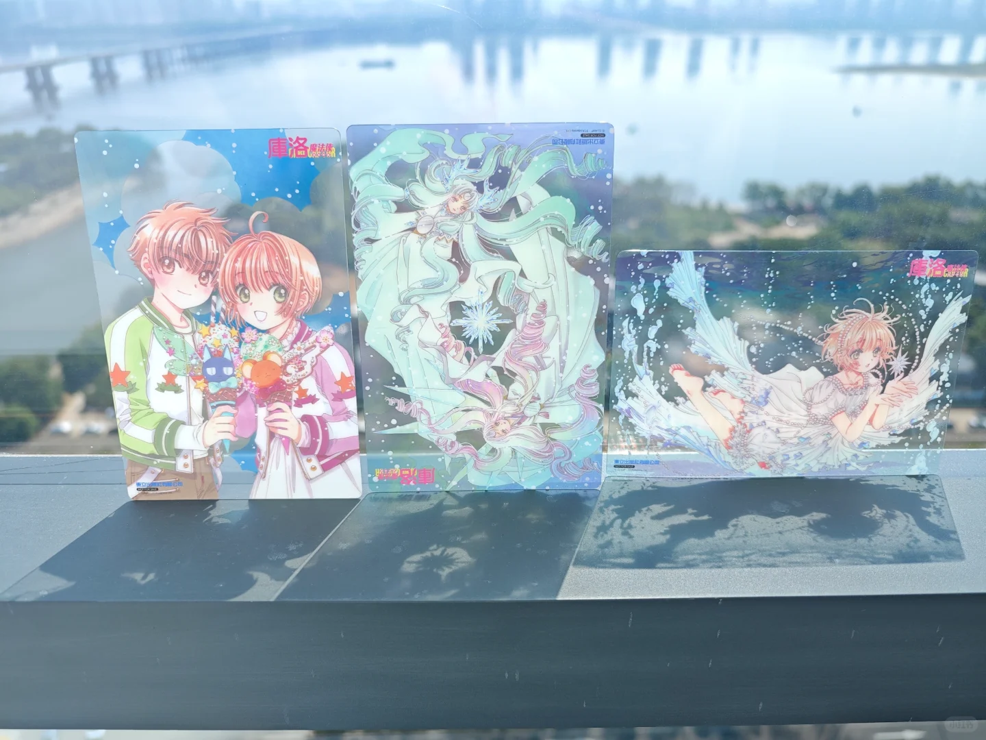 刚收到觉得颜色太重了，但是在阳光下绝美