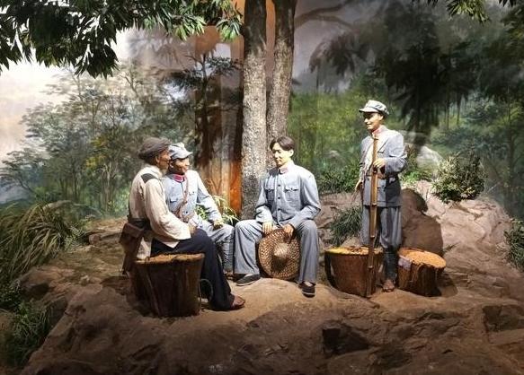 想来谁有毛主席难？看到下面这段话后，让人瞬间泪目！毛主席曾这样说道：“我们曾经弄