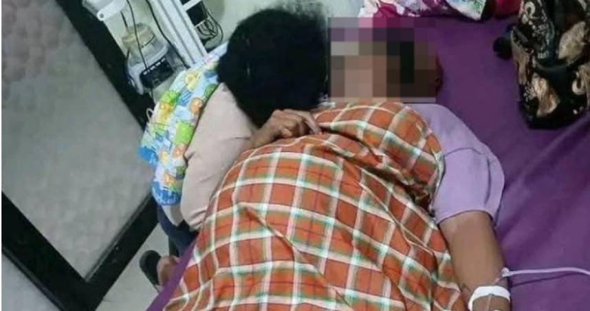 近日，印尼巴布亚省首府查亚普拉发生一起医疗悲剧。
11月18日凌晨，森塔尼县霍邦