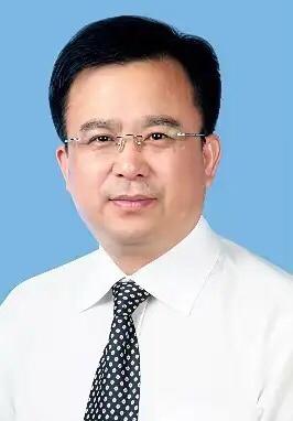 济宁的焦华被查，这事最近彻底火了。

他不是别人，正是曾经济宁市第一人民医院的“