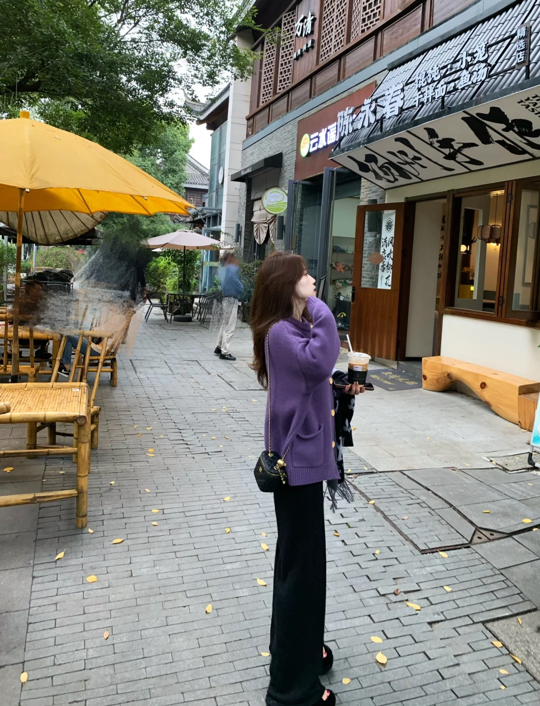 ☕️喜欢紫色💜所以今天穿了紫色呀！