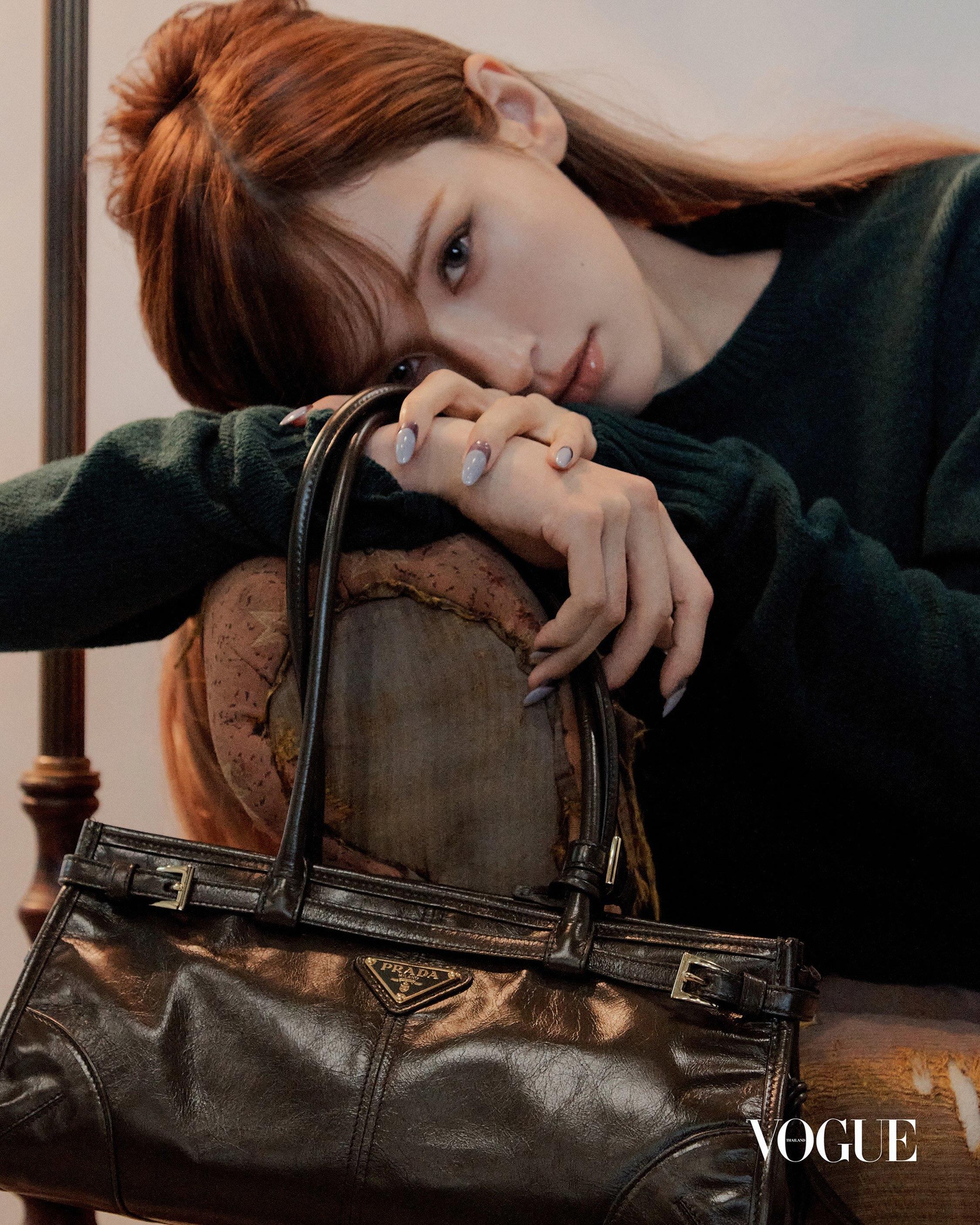 Somi in Prada For Vogue Thailand美晕了❤️🔥 