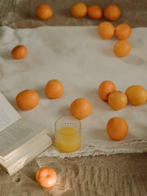 从不讨好 气味是无法被社会磨平的棱角 你真好闻 是一种象征幸运的赞美 ...