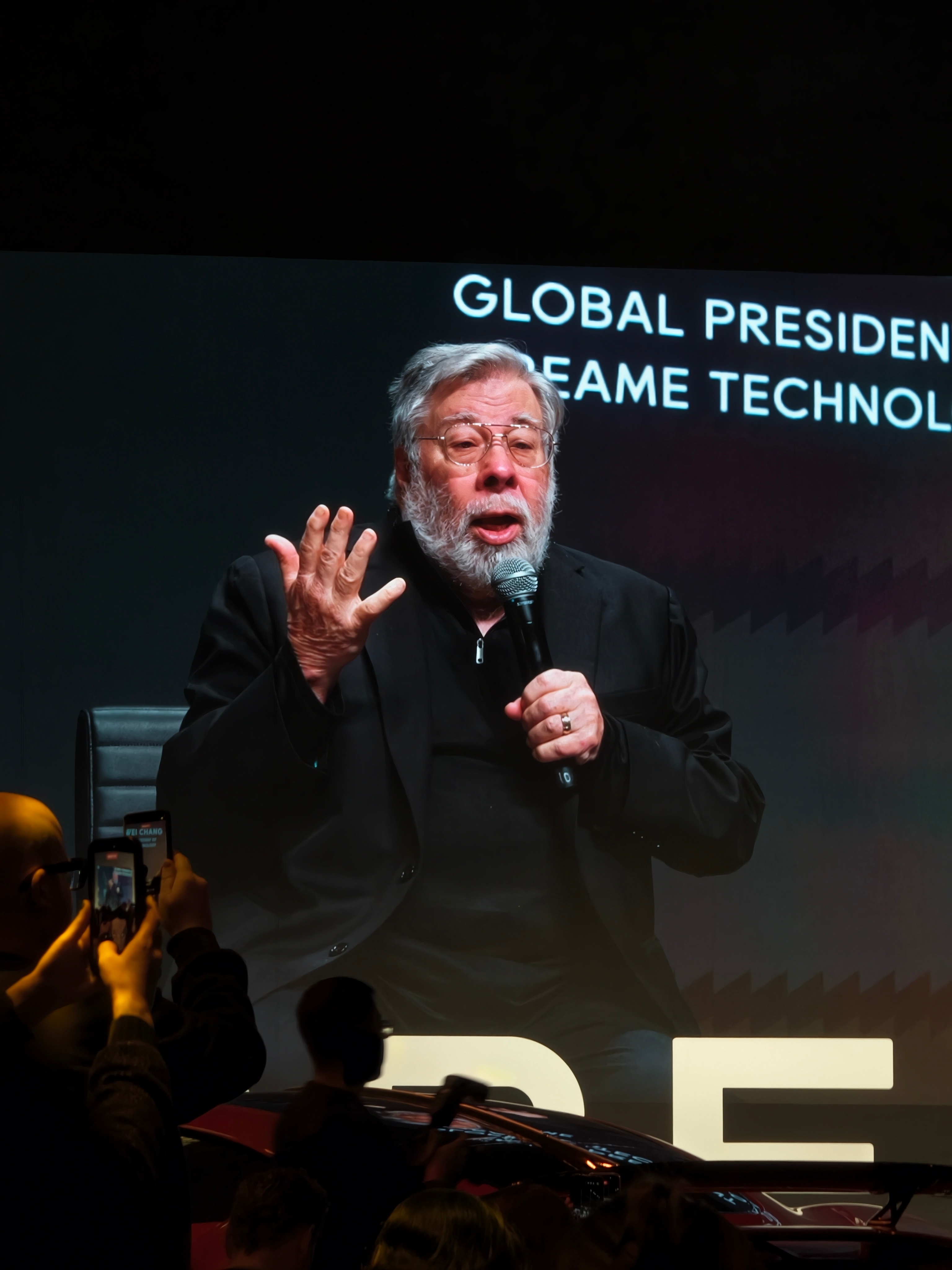 在现场看见了苹果联合创始人Steve Wozniak可能大部分人都只认识乔布斯，