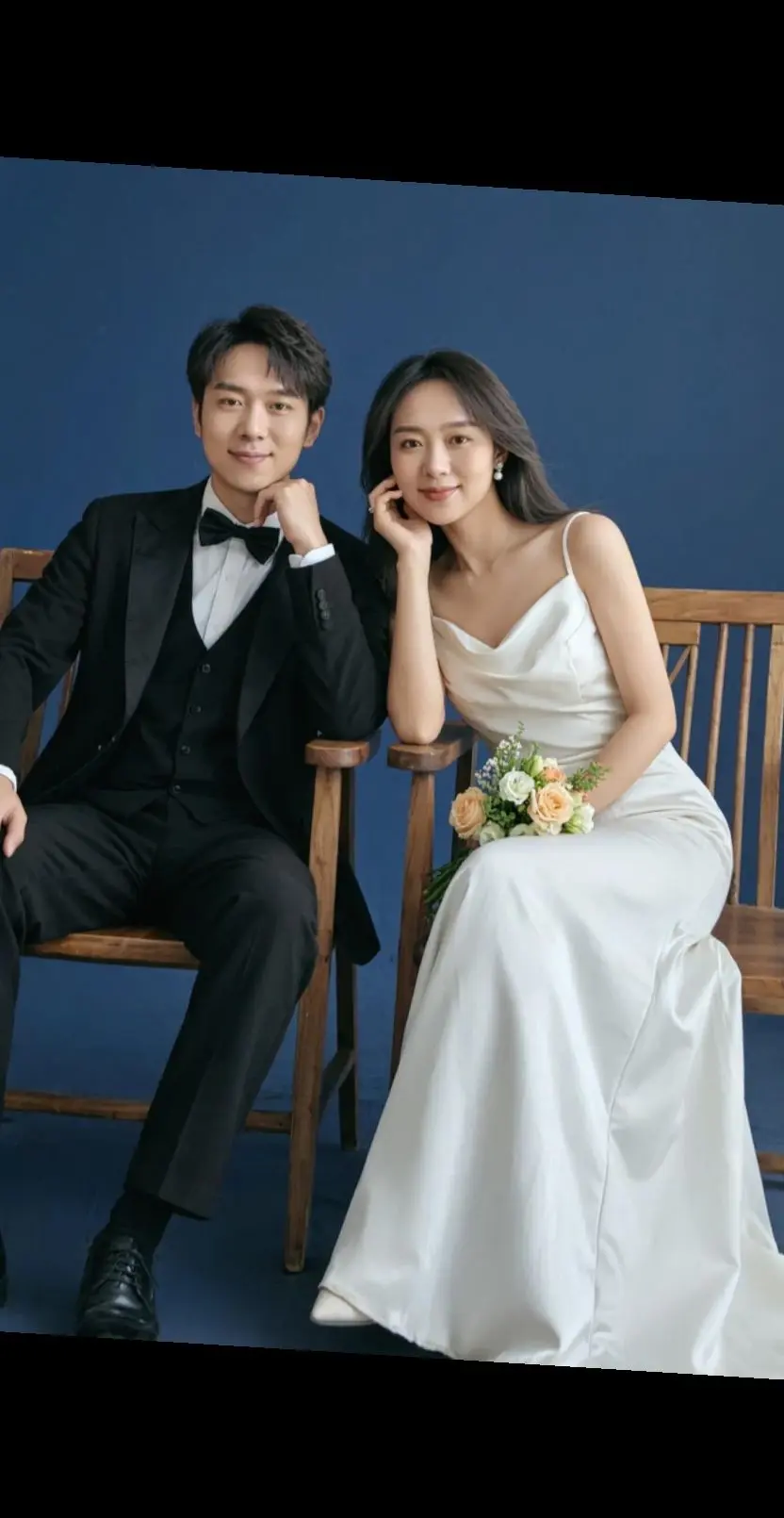 如果你是男性就可以拍同款看看女性的自己长啥样