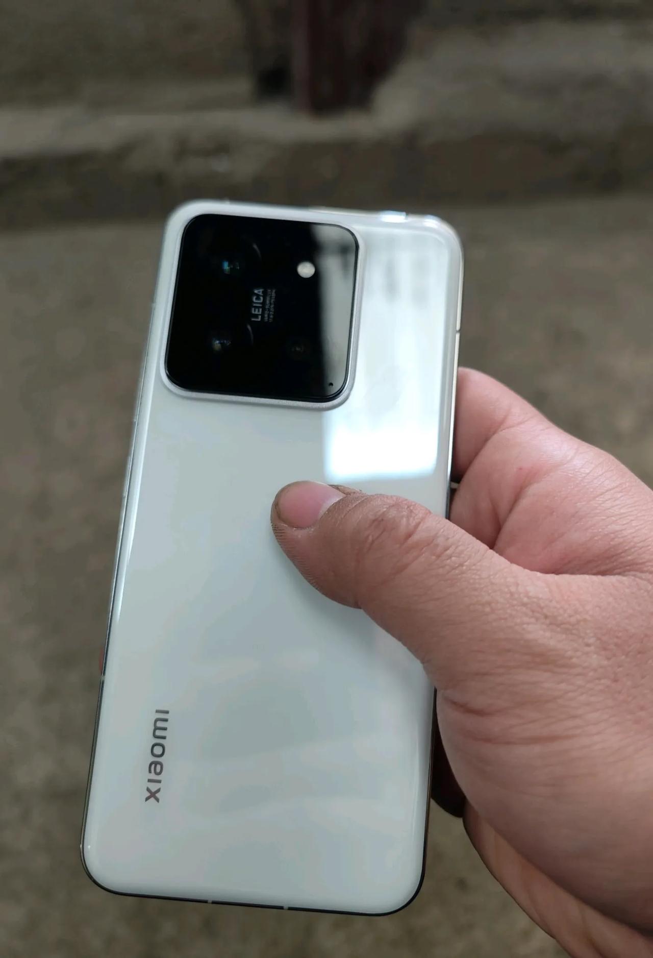 Xiaomi 14打脸一众友商！十天卖出接近150万台也就算了，关键是又带领着X