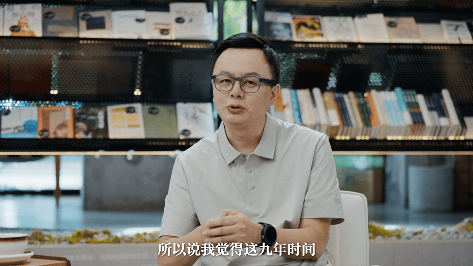 在一家公司呆10 年是什么感受十年光阴扎根同个平台，见证团队起落与行业变迁。既有