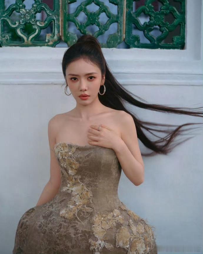蔡文静好惨啊 到底谁在给蔡文静泼脏水啊，总不能因为蔡姐粉丝基数不大就这样被拿来当