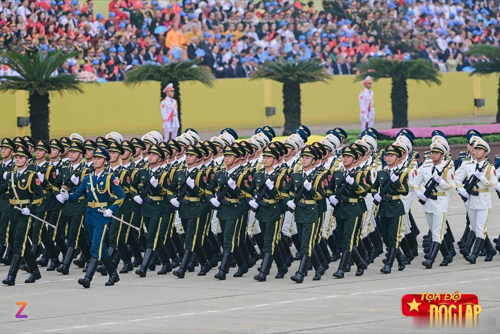 越南举行国庆阅兵，中国仪仗队参阅。 ​​​