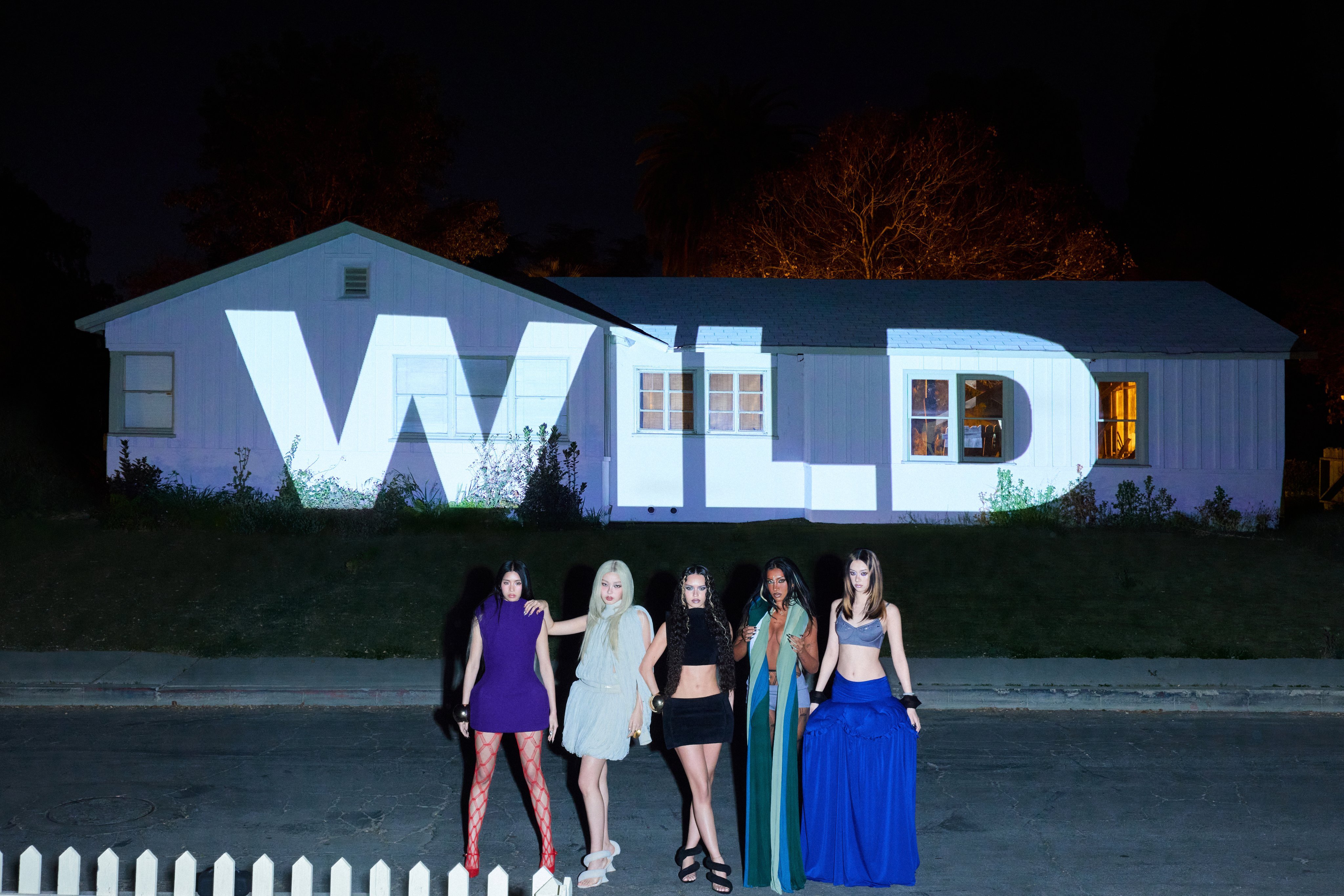 【榜单预测】据HITSDD发文，KATSEYE 全新EP『WILD』有望以12万