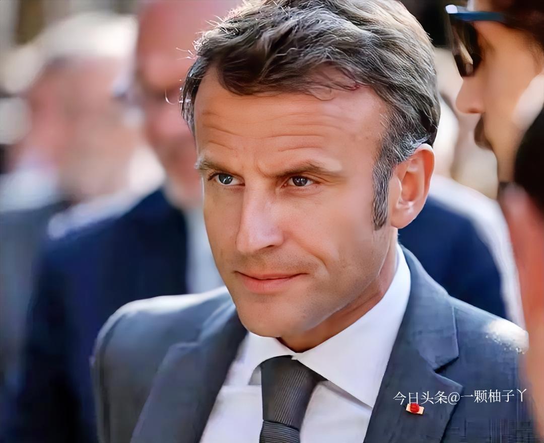 法国在3月20日高调扣押了俄罗斯的德伊纳号油轮，还由马克龙亲自官宣，将其定义为俄