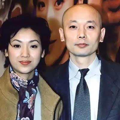 1995年，葛优拍戏赚了350万，把钱全部交给了妻子贺聪。谁知贺聪转身就买了4套