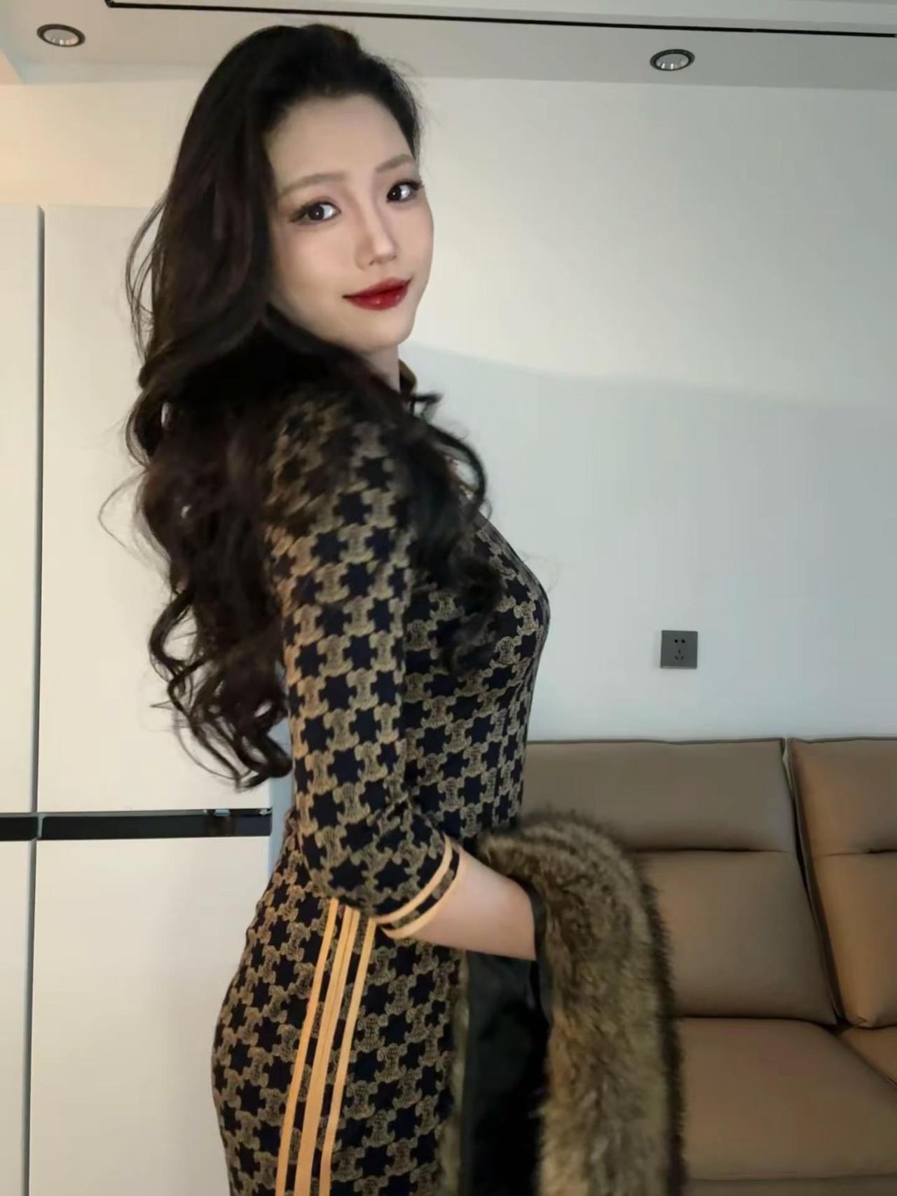 原谅我年轻不懂爱 穿搭 豹纹 天蝎