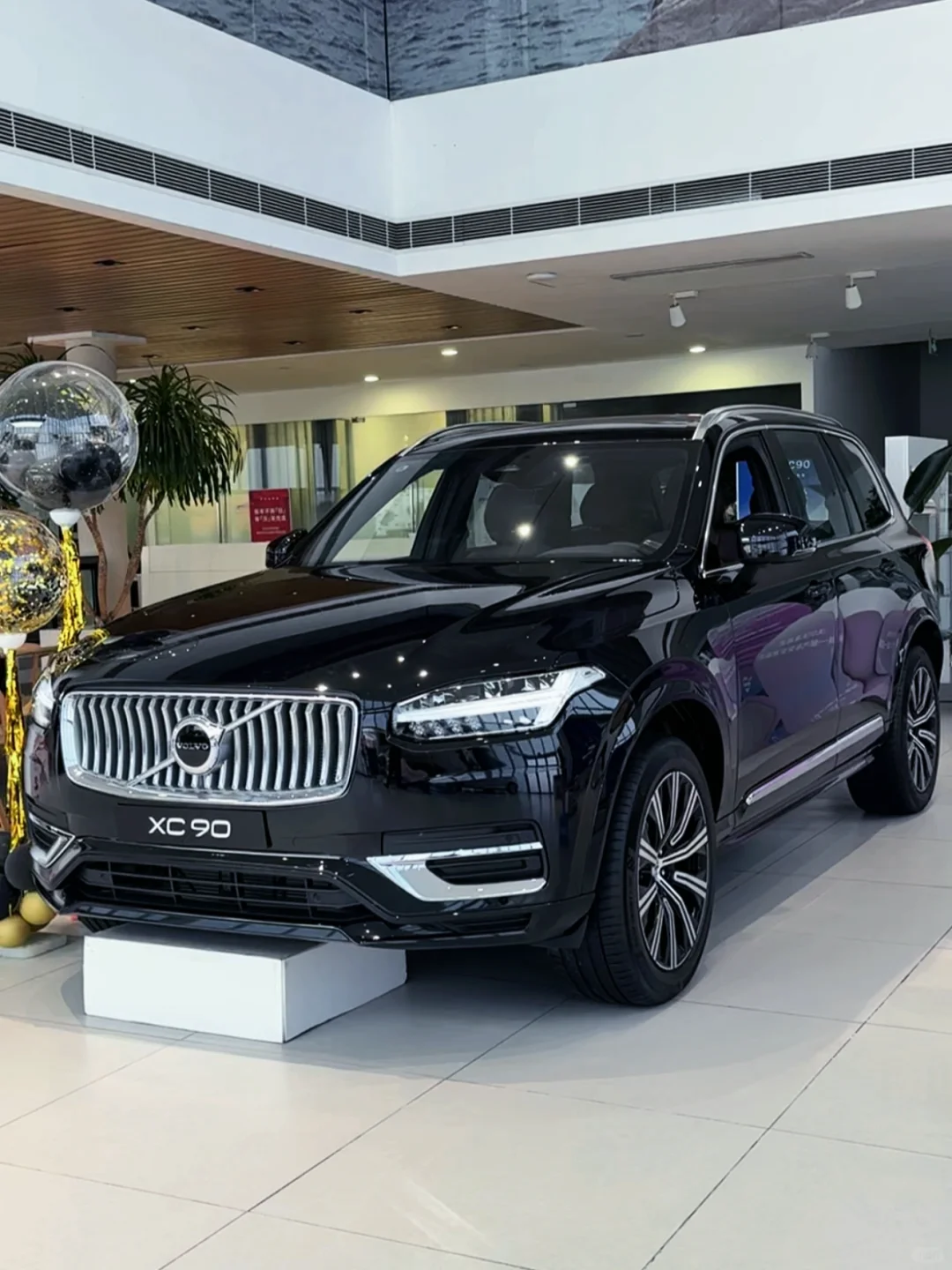 🎉胡歌同款，XC90🚗带你驰骋在春风里！