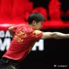 孙颖莎vs蒯曼队里也有一个 发的很像