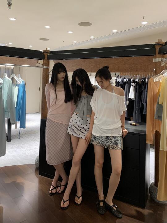 入职时髦公司 至今没有班味！
