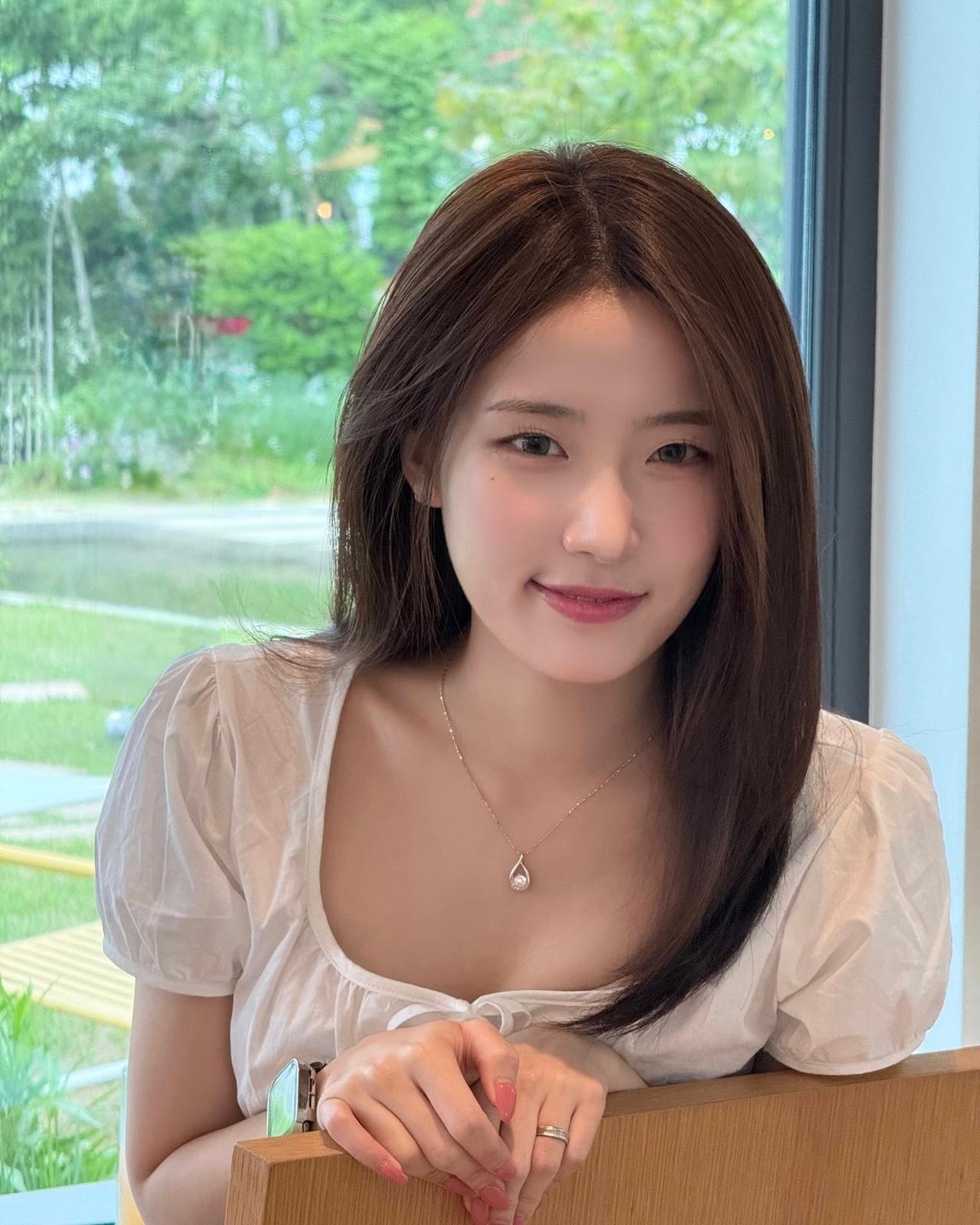 分享照片 拍照 清纯甜美 少女感