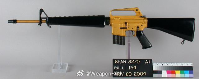 #兵器影像[超话]# 肯尼迪的M16——1963 年，柯尔特制造了一款精美的展示