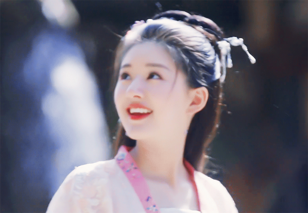 早期的赵露思 可爱清纯感 感觉现在古装都没那味道了[允悲][允悲][允悲][允悲