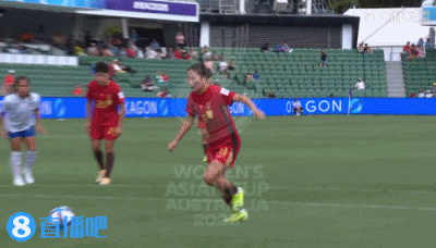 中国女足1比0中国台北这个点球踢得……松，分儿啊这是