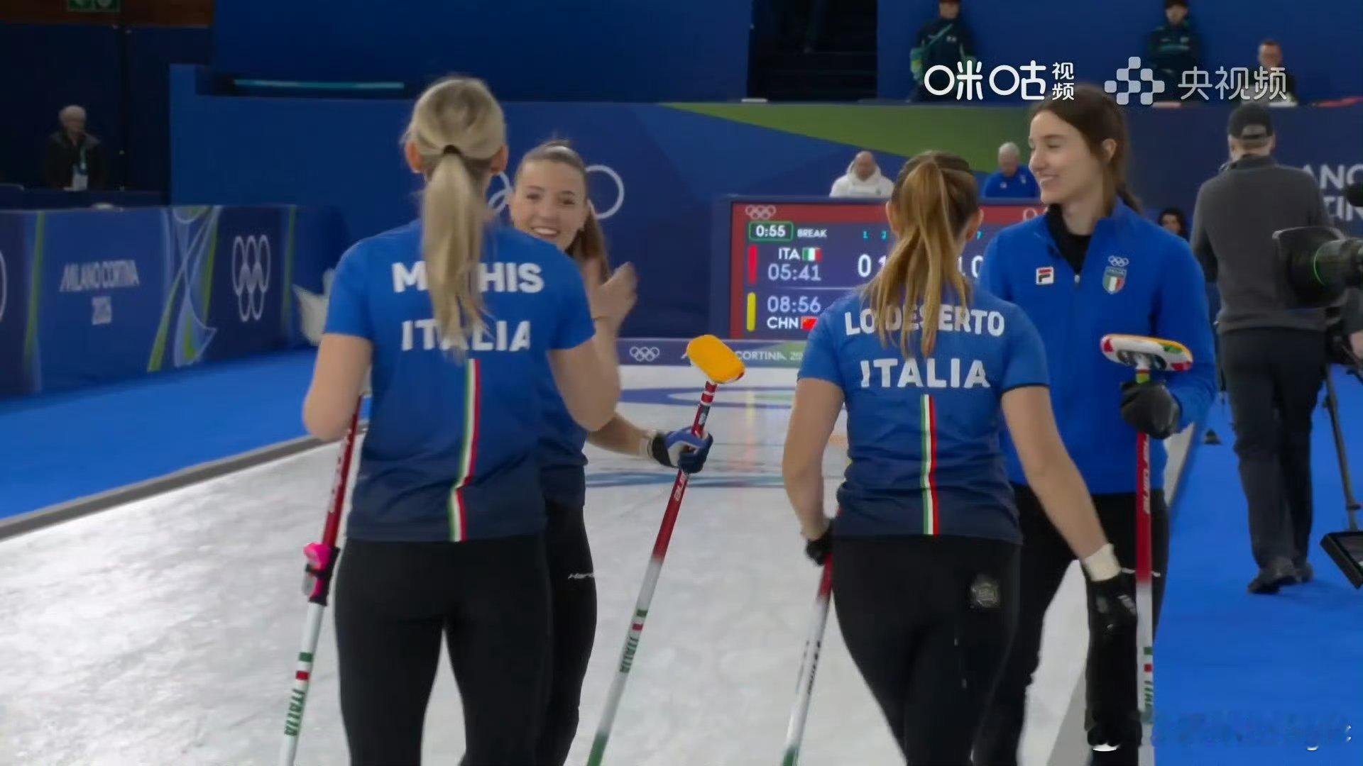 中国冰壶女队8比7意大利  米兰冬奥会冰壶女子循环赛，中国队王芮、韩雨、董子齐、