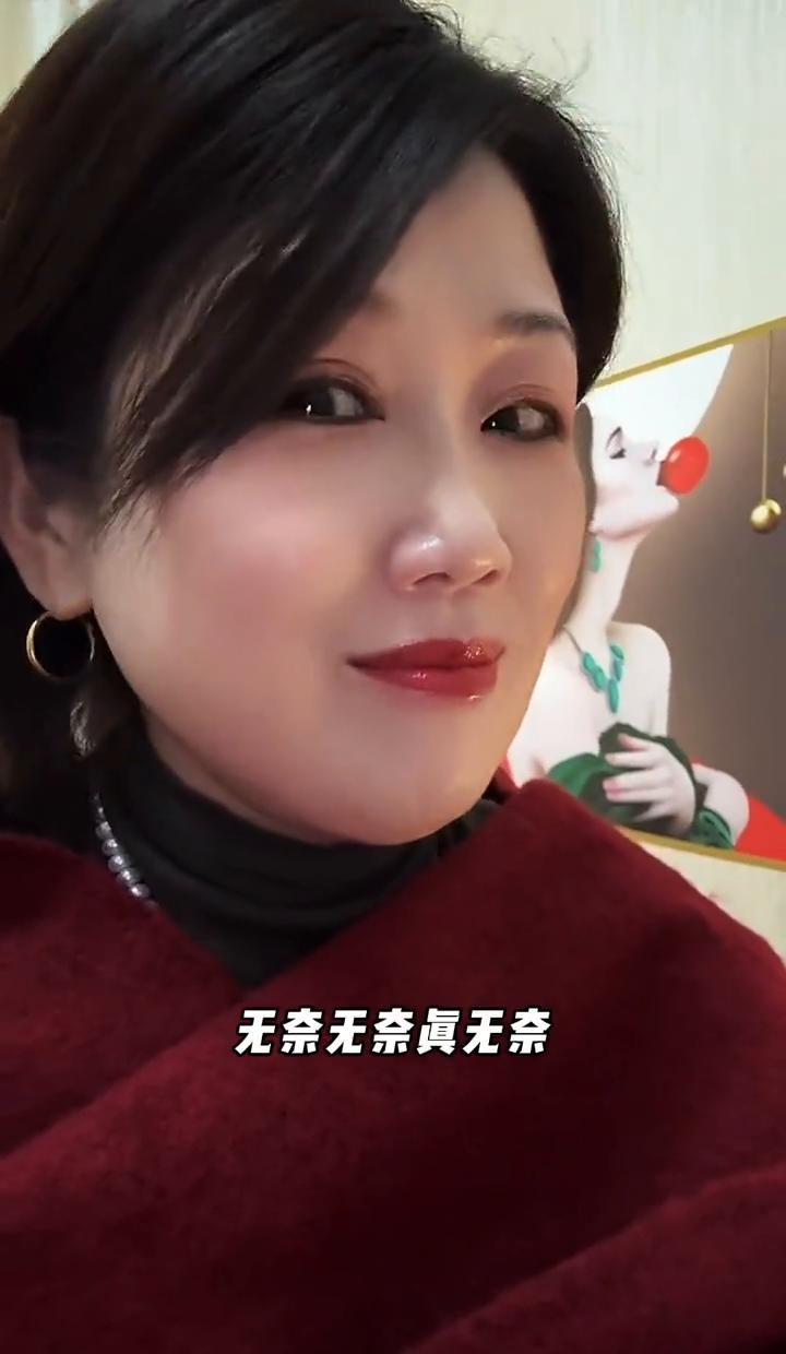 凌晨3点发伤感歌词又秒删，这到底是手滑还是在预告分手大戏？
某顶流男星这一波“深