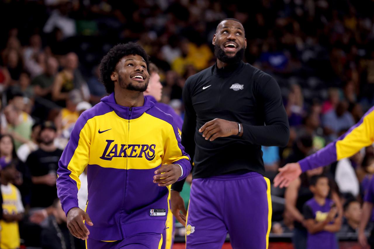 NBA赛场上将上演父子对决的戏码！这次还真的有意思了，对于球迷们来说，大家也都想