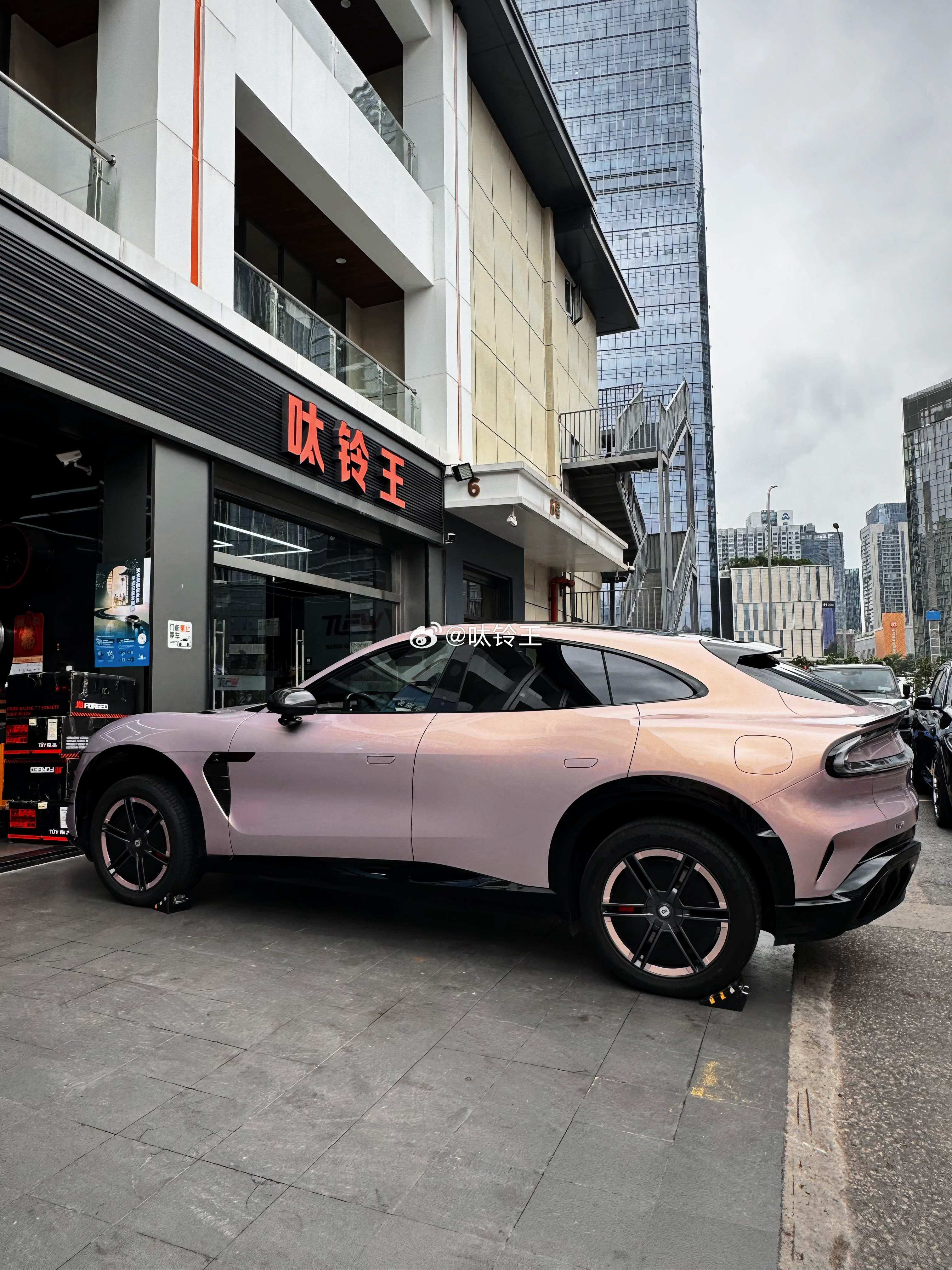 小米YU7  开工！ 