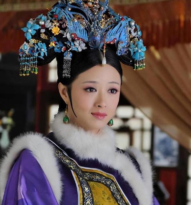 蒋欣的演技终于被看到了
当初她《甄嬛传》里的华妃，《欢乐颂》里的樊胜美演技就已经