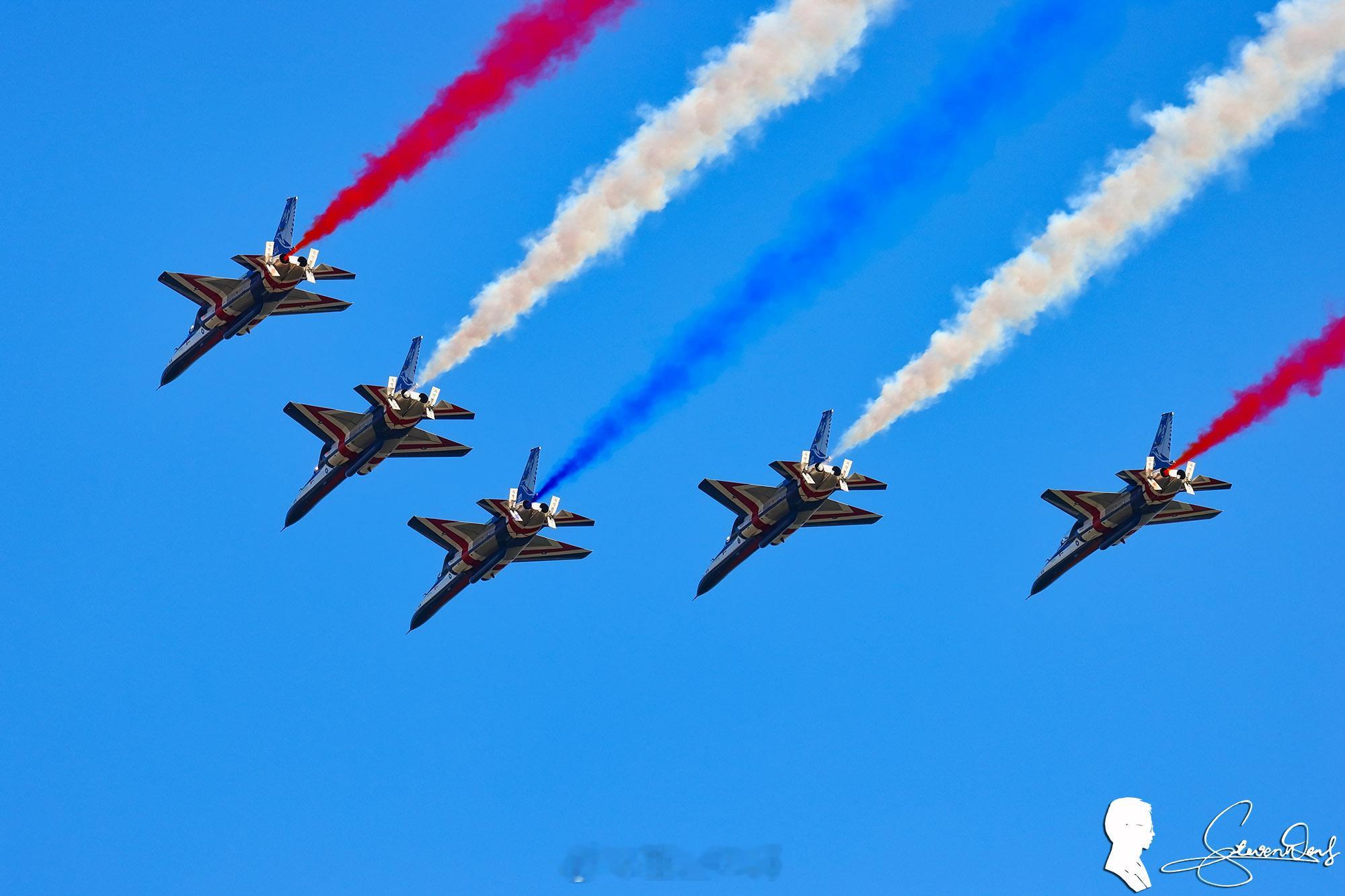 对岸双十预演，勇鹰拉烟时候全开减速板航空创作计划海峡两岸 ​​​
