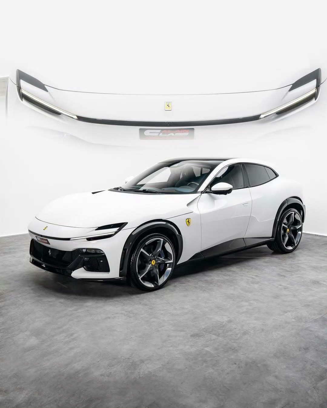 法拉利 Purosangue 