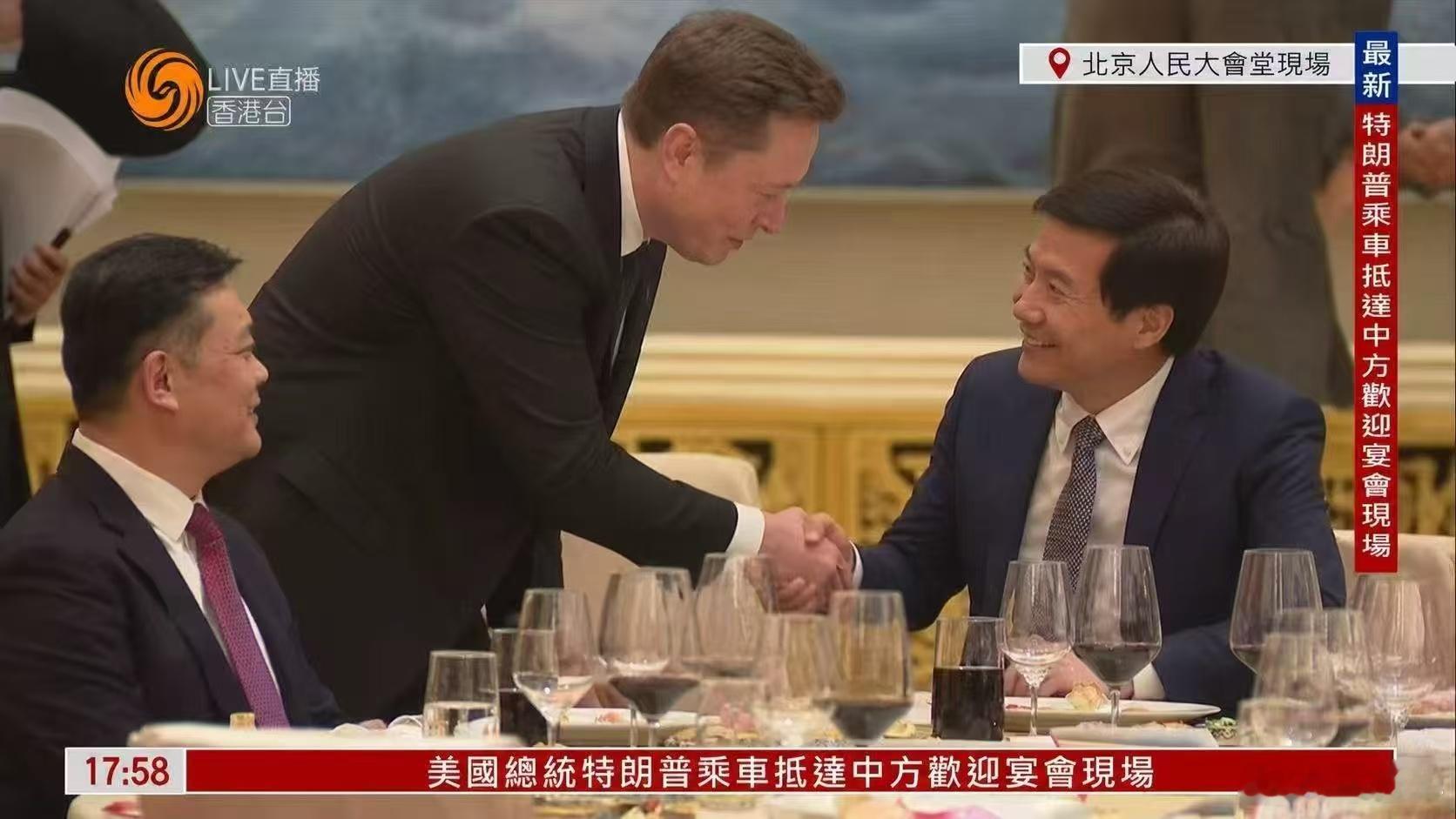 网上看到两张图，感觉差异好大！这前后姿势是怎么转化过来的呢？没看到完整视频，不知