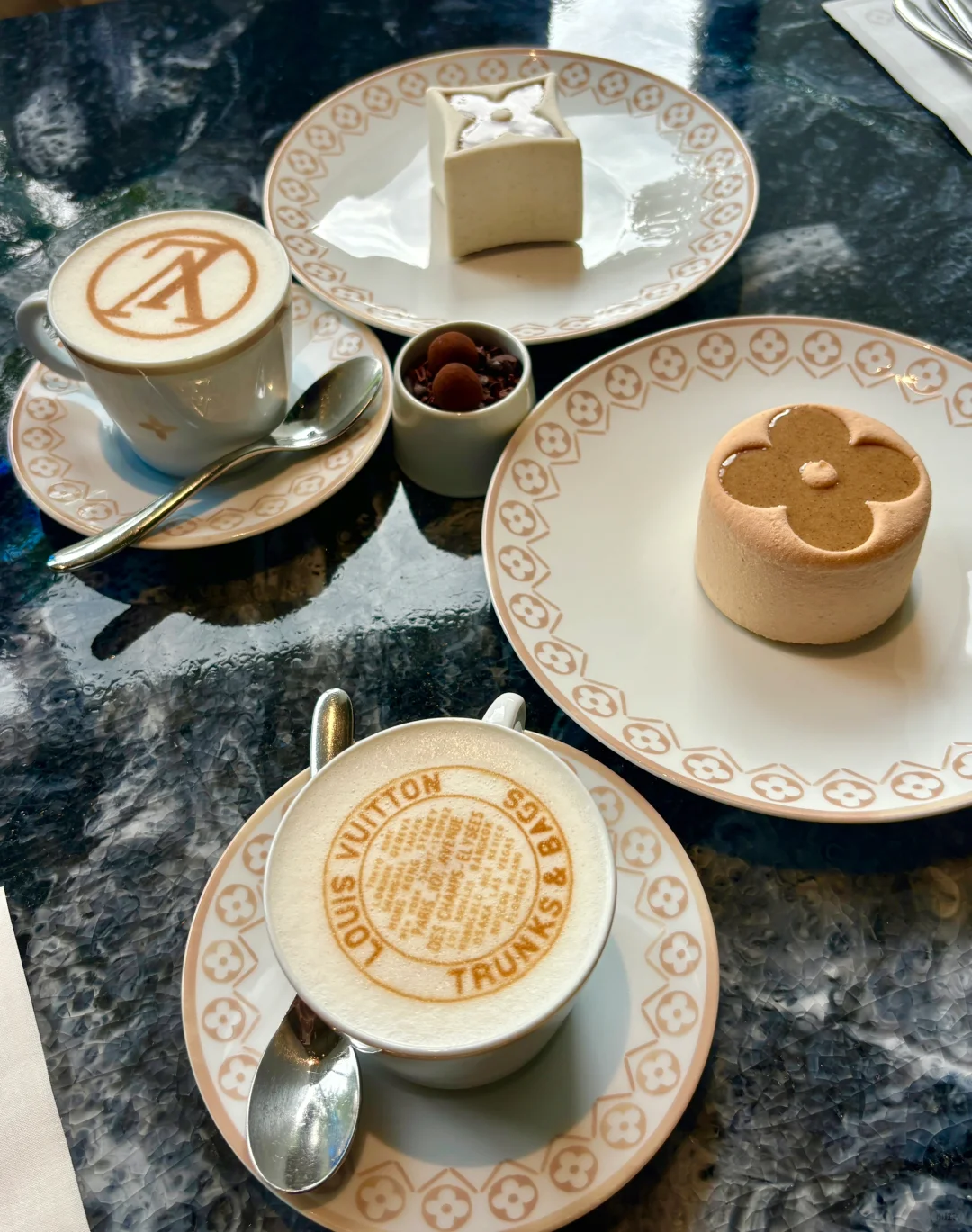 🇫🇷巴黎LV café+LV Dream展览｜总部在钱街