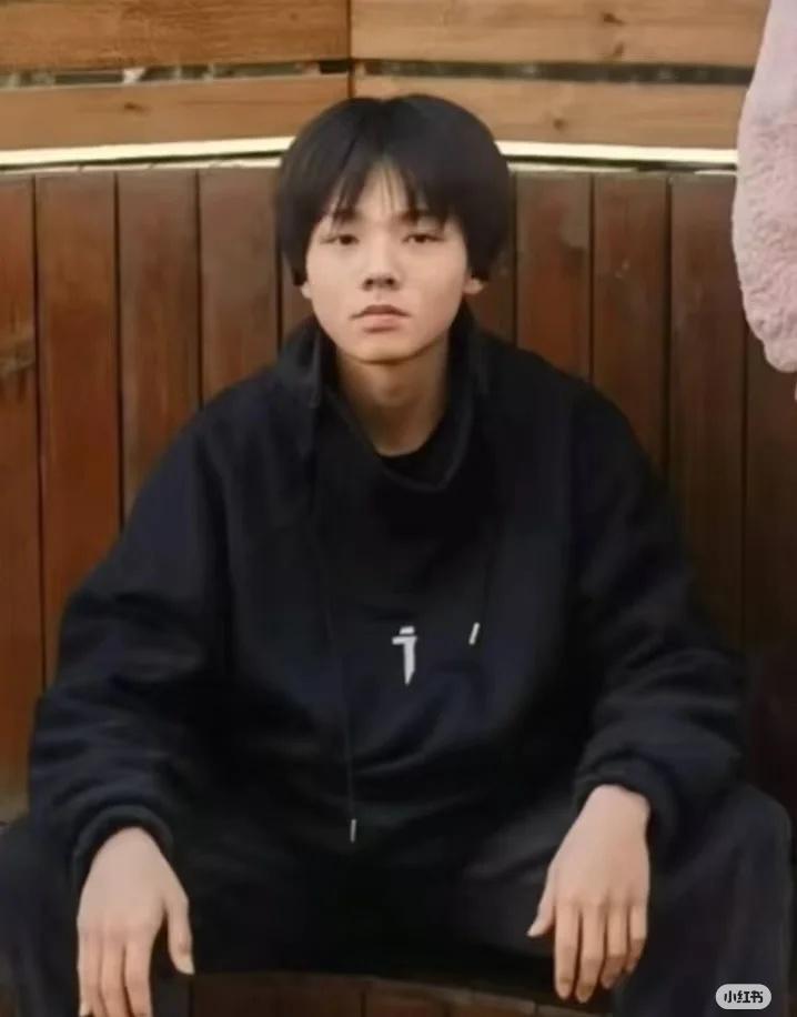 帮转：姓名：张颢严
性别：男
日期：1月8号西双版纳出境自今一直联系不上，家里父