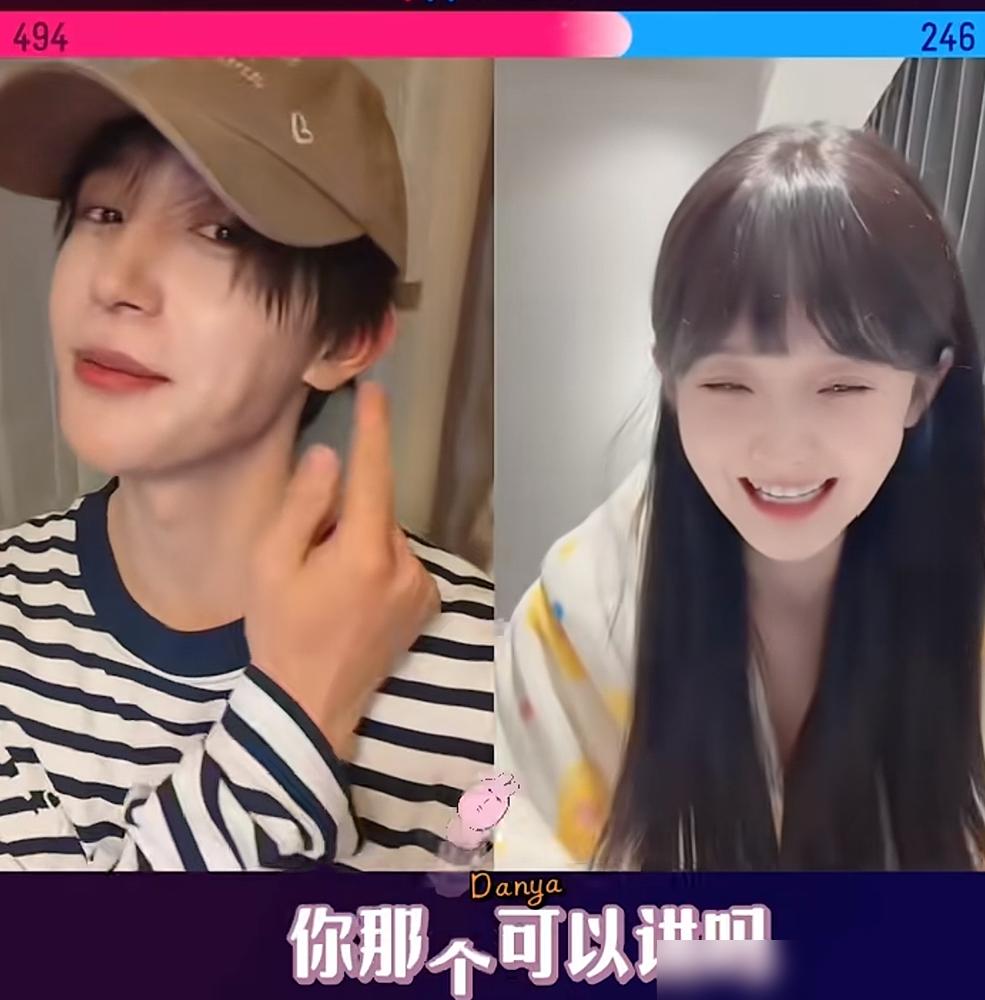 别再夸什么敬业了，那个叫至春禾的演员，左耳全聋，全靠肌肉记忆在跟你飙戏。
片场