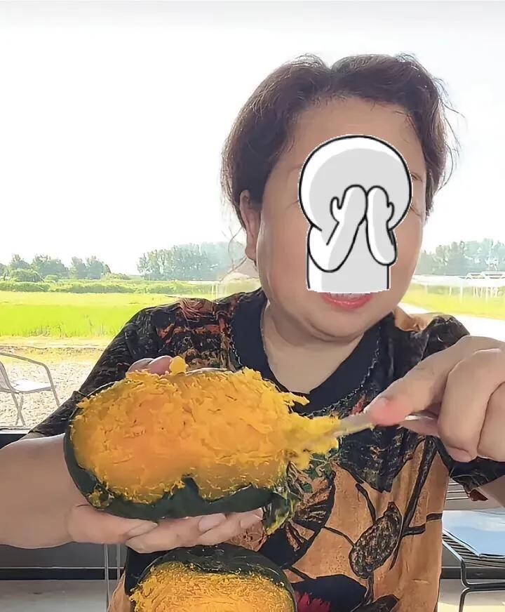 大娘昨天的炒作原来就是为了今天的卖货。

昨天大娘明知道许敏不会去的情况下，冒着