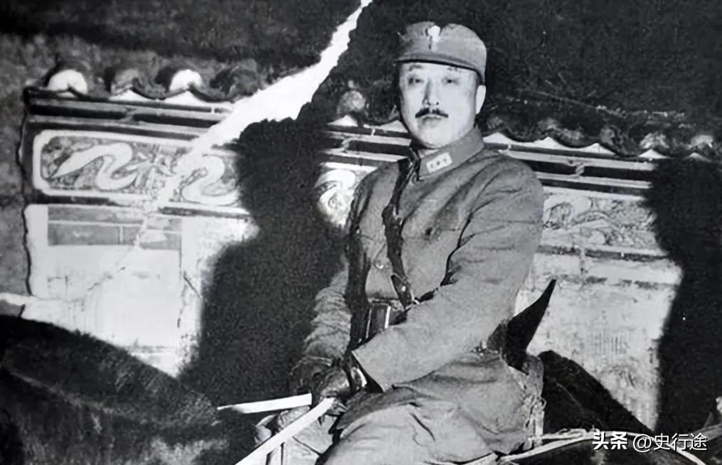 1949年，卫立煌为保85岁家母求助朱德，朱德深感棘手，转而请教毛主席。毛泽东看