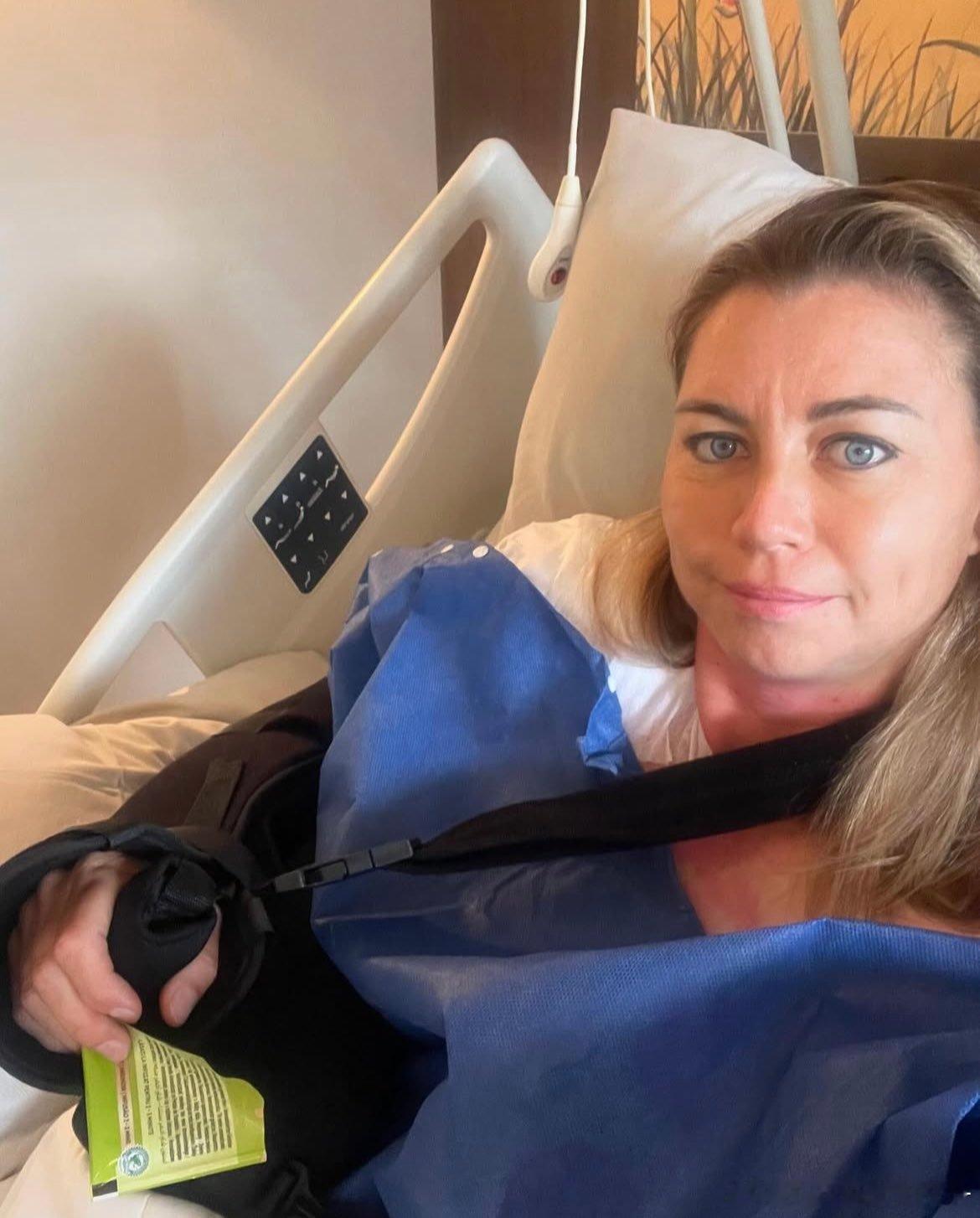 这位41岁的🇷🇺兹沃娜列娃去年接受了肩部手术因为疼痛非常剧烈以至于无法参加比