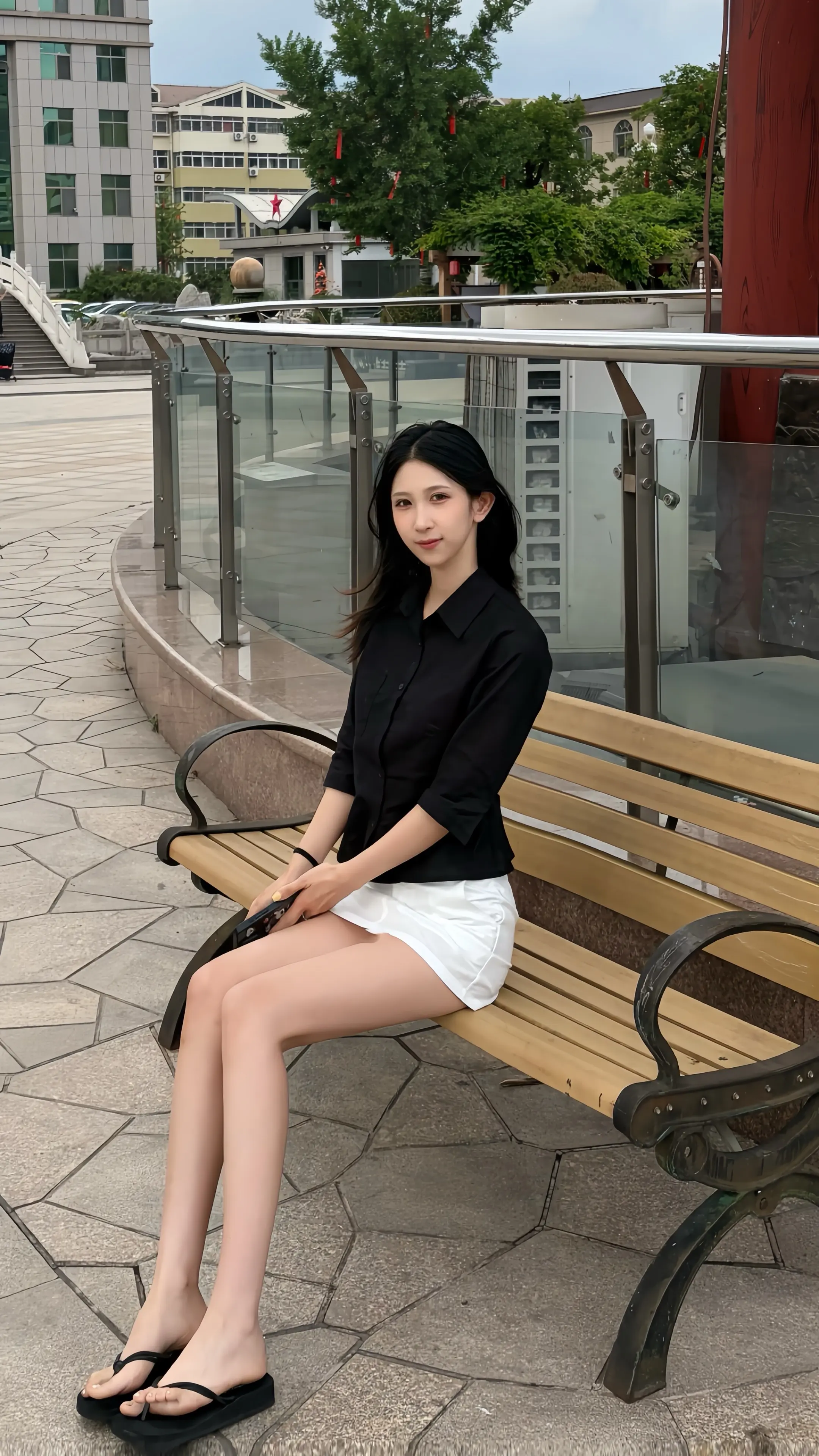 我想让我有温和的生活 我想让自己幸福 我无心博弈 我只想安安稳稳平平淡...