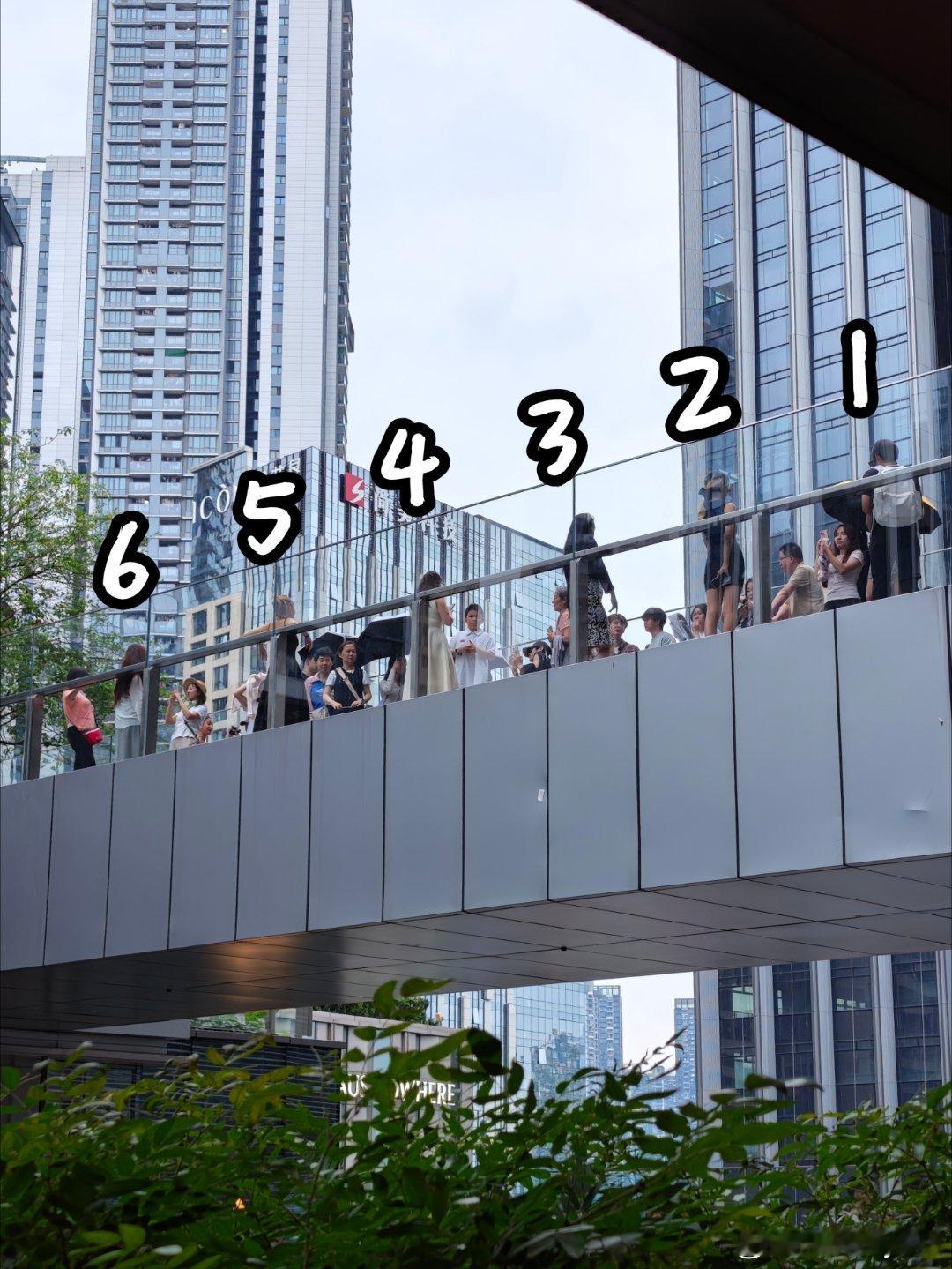 论，当代人的社交距离～ 深圳·华润城万象天地