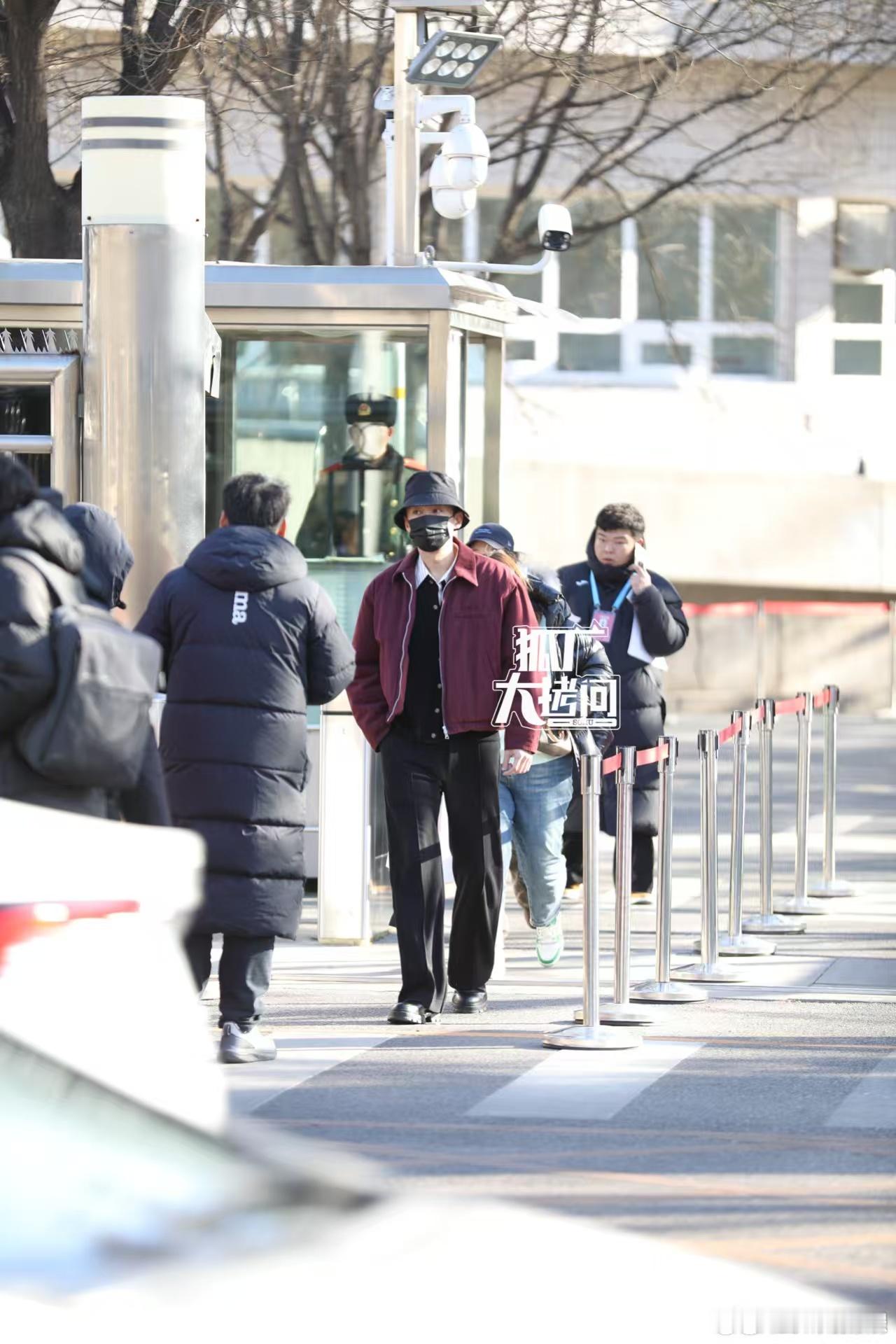 刘学义春晚彩排路透  刘学义蛇年春晚彩排 刘学义蛇年春晚彩排，哇哇哇今年可以看到